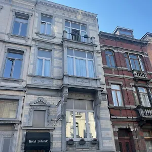 Hotel Satellite, Brusel
